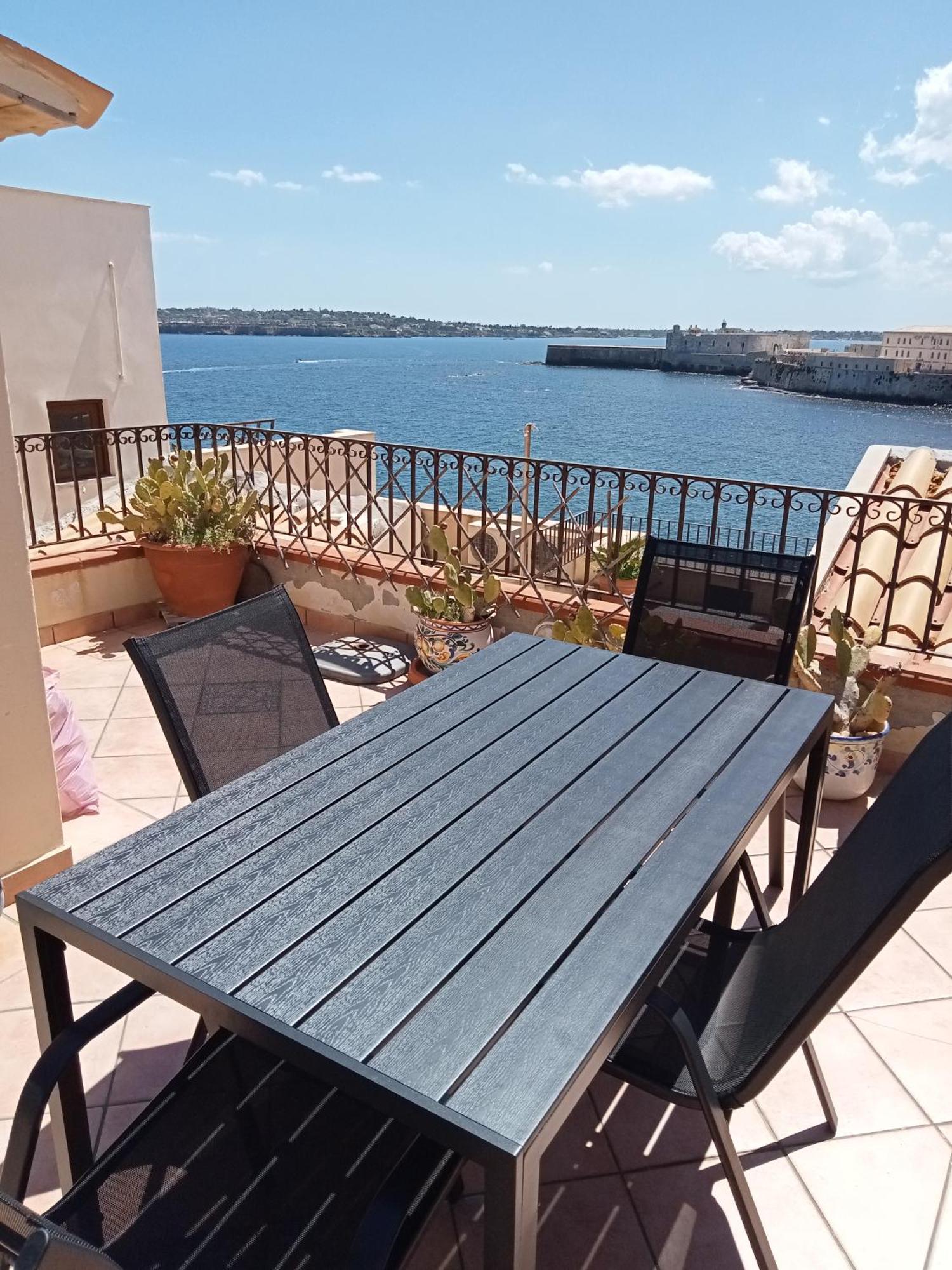 Home Isola Di Luce سيراكوزا المظهر الخارجي الصورة