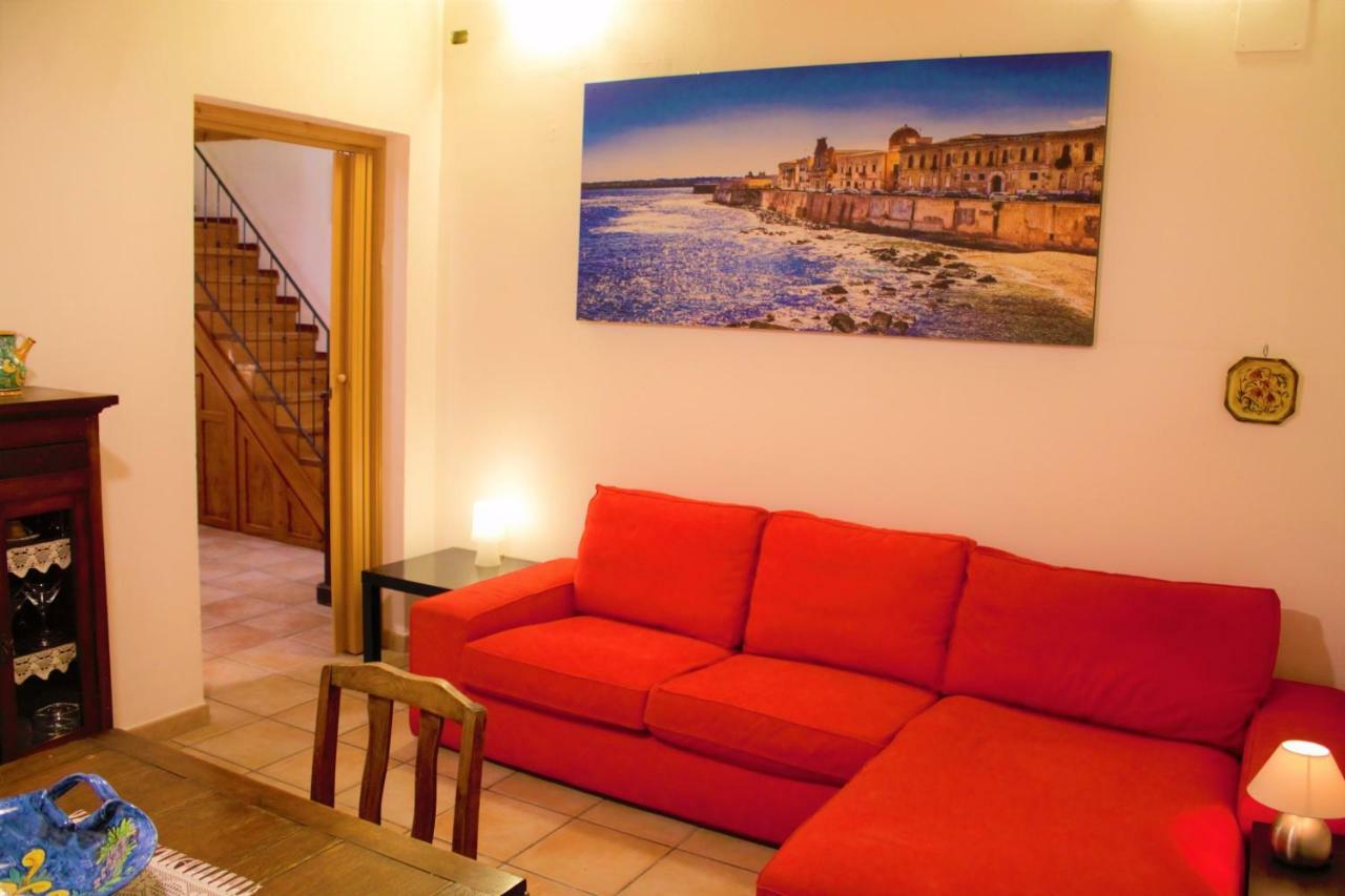 Home Isola Di Luce سيراكوزا المظهر الخارجي الصورة